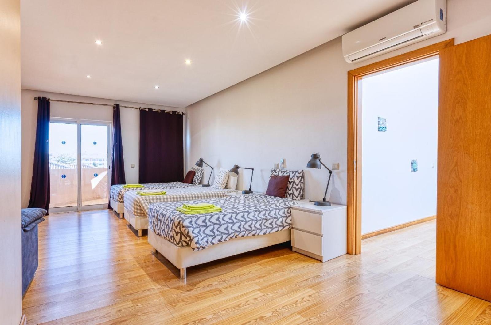 Full Private 300Sqm Villa Jacuzzi Heated Pool Ideal & Quiet Location Albufeira Ngoại thất bức ảnh