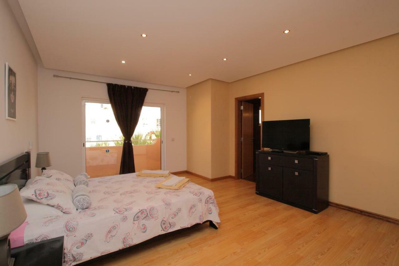 Full Private 300Sqm Villa Jacuzzi Heated Pool Ideal & Quiet Location Albufeira Ngoại thất bức ảnh